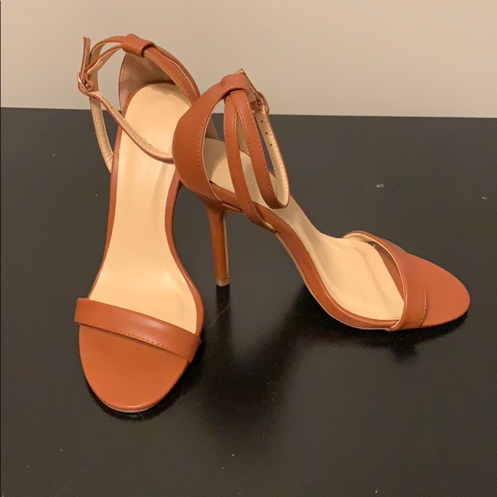 Size 5 Wild Diva Tan Stilletos